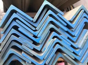 角钢